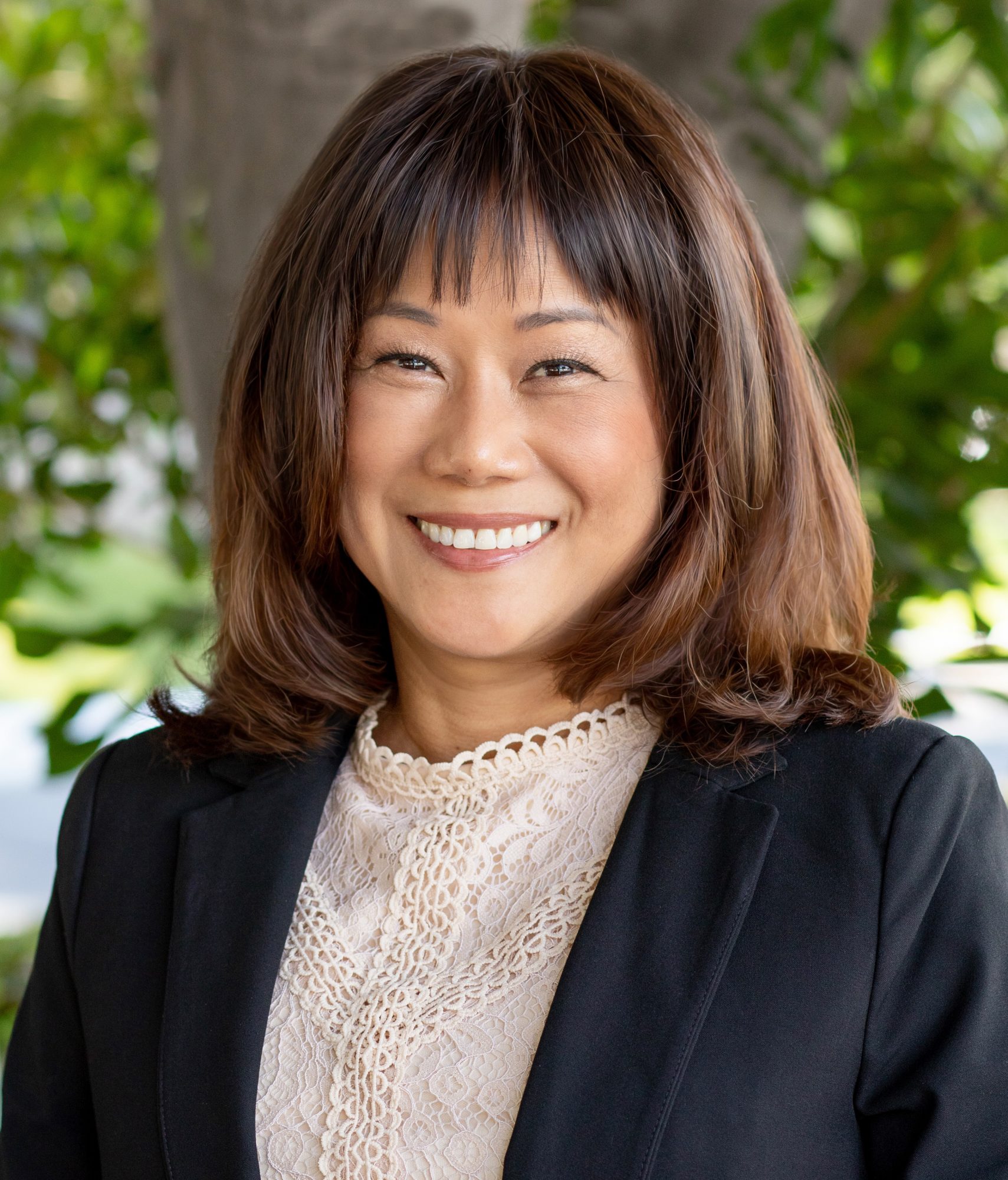 Jennifer Hong, Author at Do Not Depart
